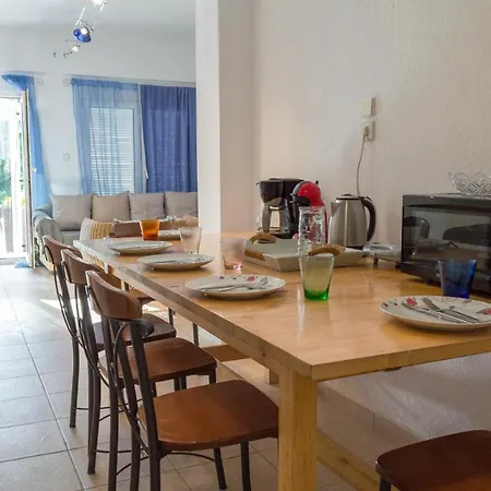 Opali Villa *